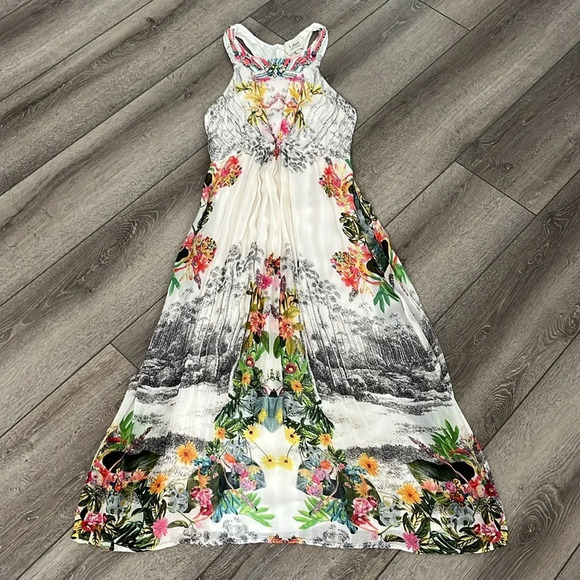 Label Ritukumar Dresses & Skirts - Label Ritu Kumar Floral Print midi Dress Size 4